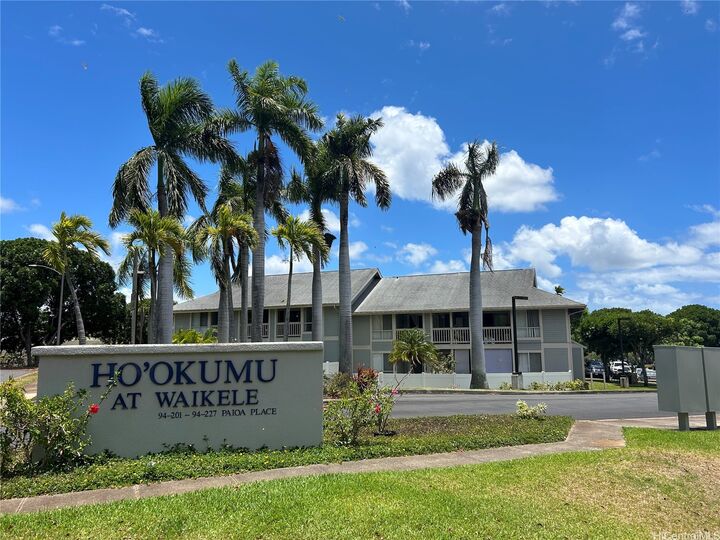 94-203 Paioa Place P201  Waipahu HI 96797 photo