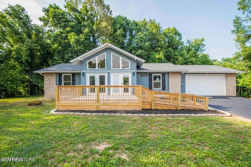 Property Photo:  1723 Roane State Hwy  TN 37748 
