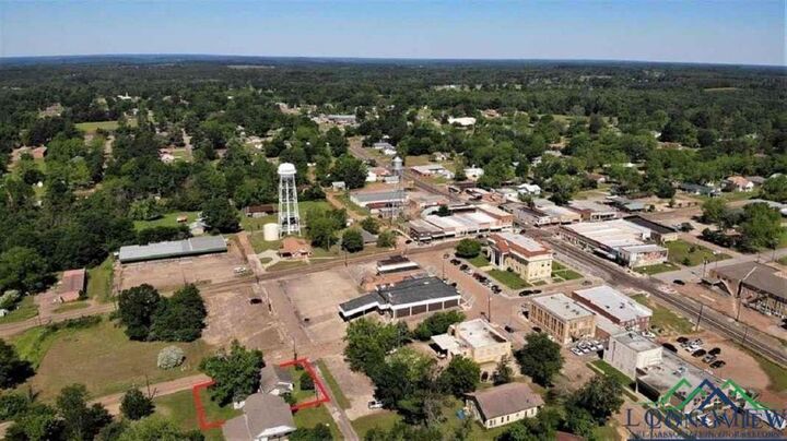 Property Photo: 301 S Kaufman TX 75563