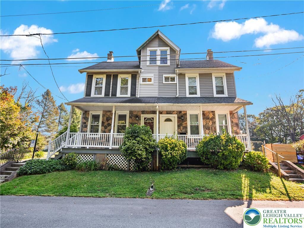 Property Photo:  1452 Cortland Street  PA 18018 