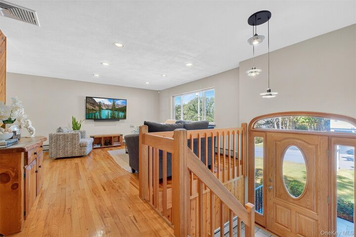 Property Photo:  52 Winthrop Drive  NY 10567 