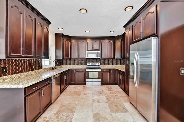 Property Photo:  5925 Chesapeake Park 54  FL 32819 