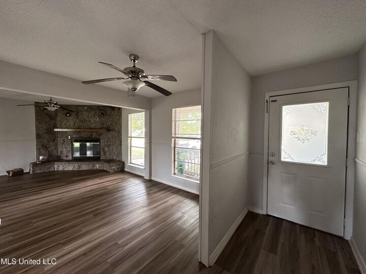 Property Photo:  601 Spanish Acres Drive  MS 39520 