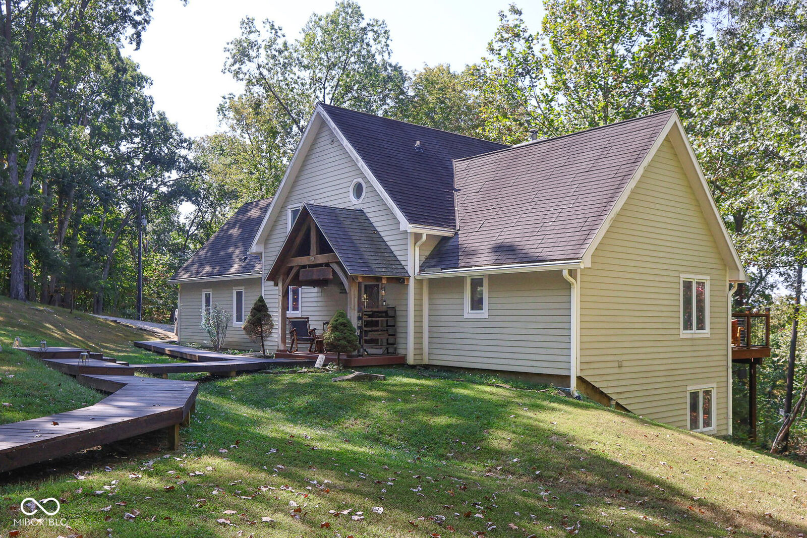 Property Photo:  9007 E Agate Avenue  IN 47448 