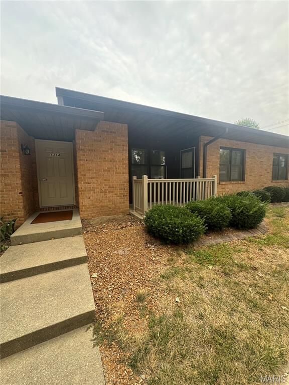 Property Photo: 1314 Pine Street 2 IL 62249