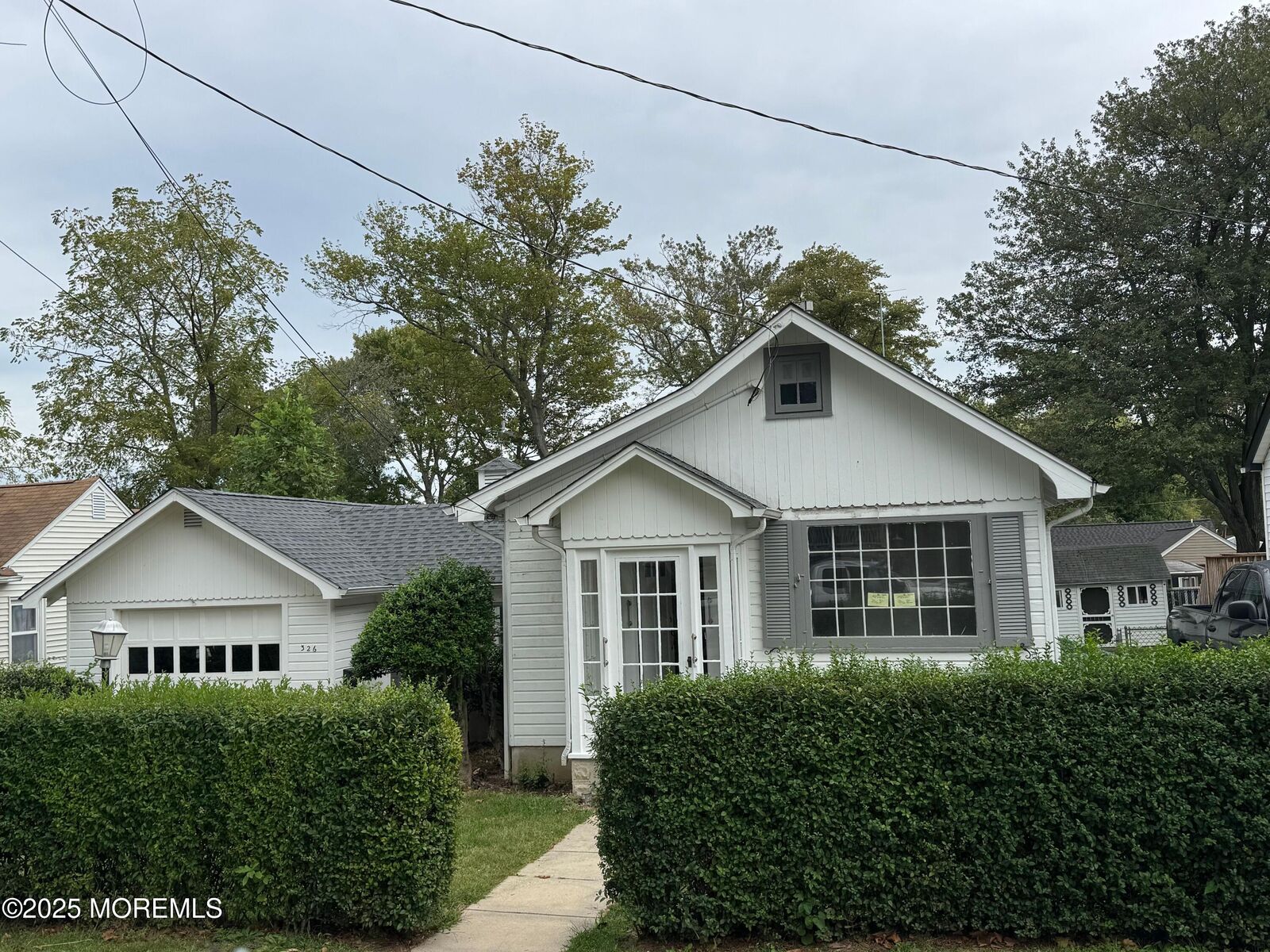 Property Photo:  326 Sherwood Drive  NJ 07735 