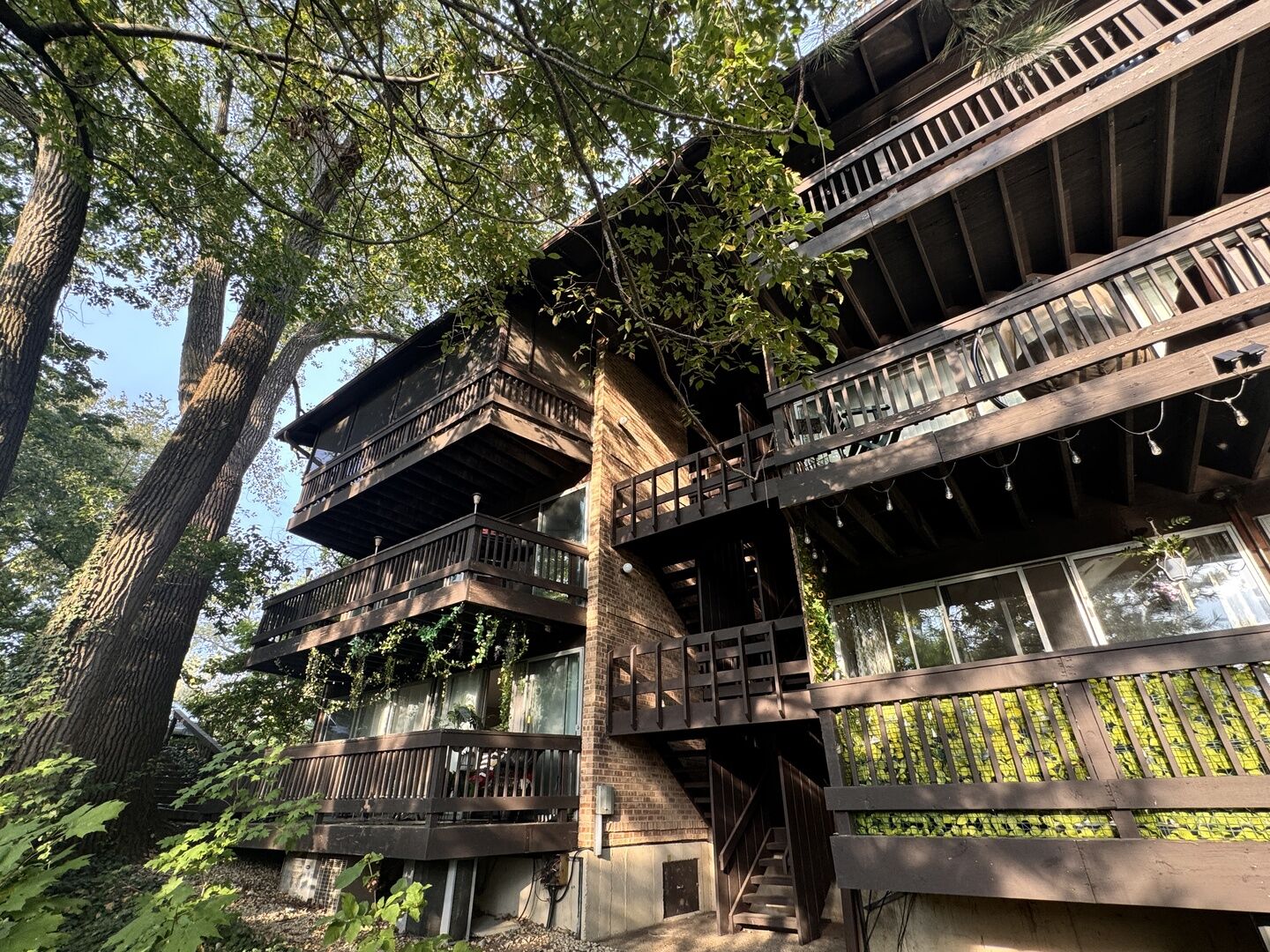 Property Photo:  5511 E Lake Drive 97-B  IL 60532 