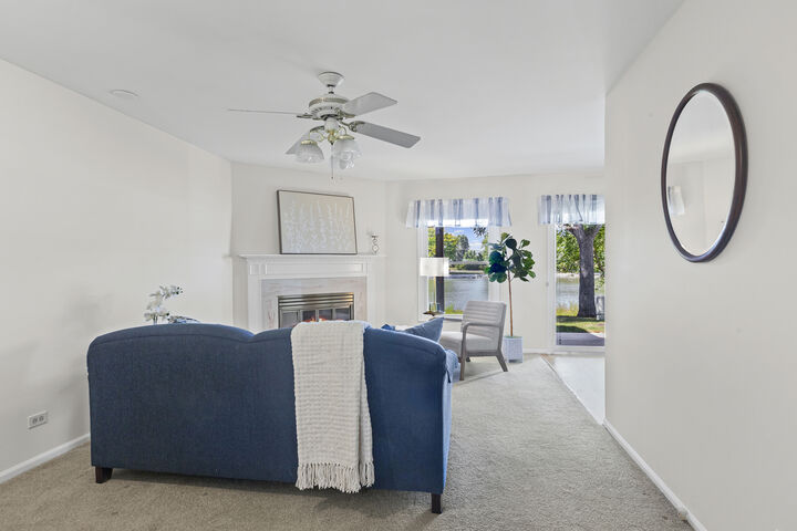 Property Photo:  0N200 Windermere Road 2702  IL 60190 