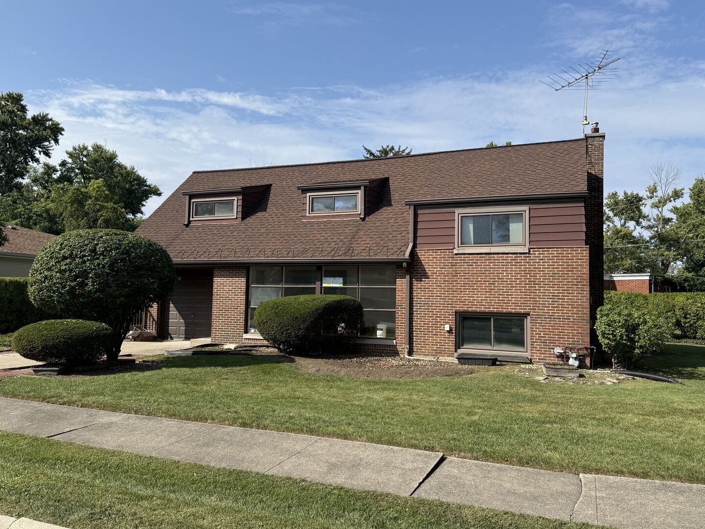 Property Photo: 18458 Stedhall Road IL 60430