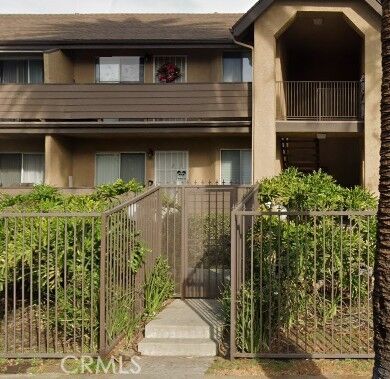Property Photo:  14839 Sherman Way #7  CA 91405 