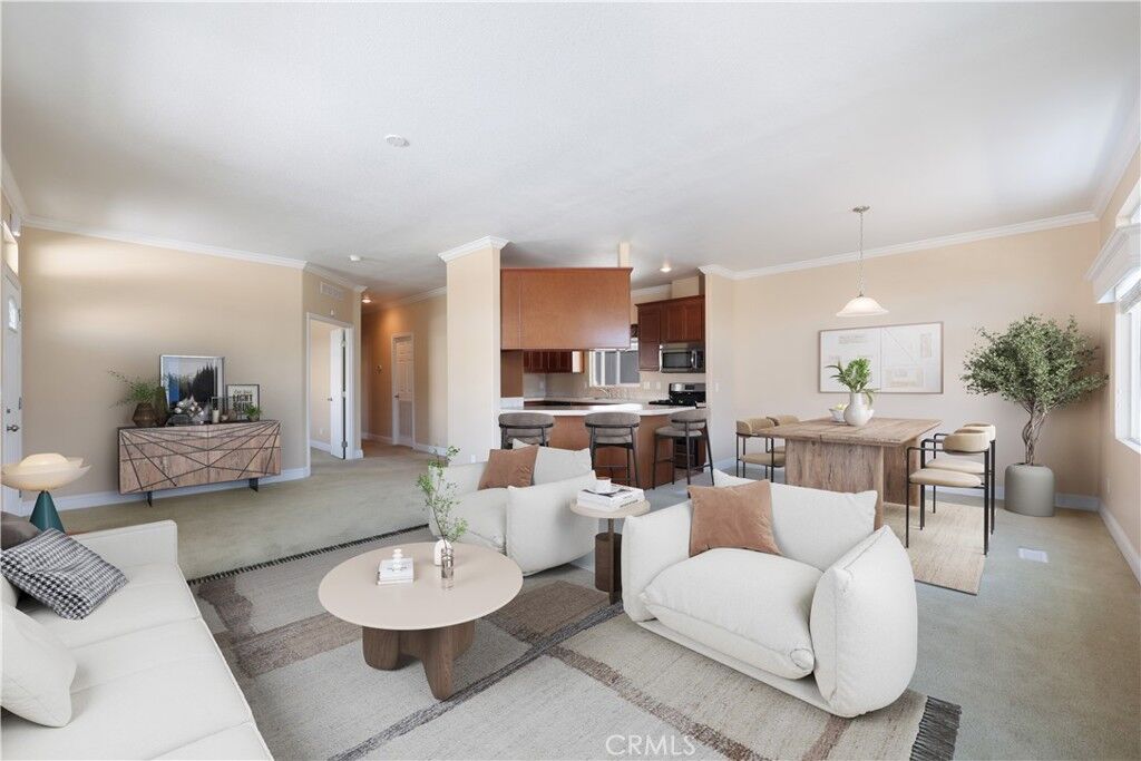 Property Photo:  11730 Whittier Boulevard 27  CA 90601 