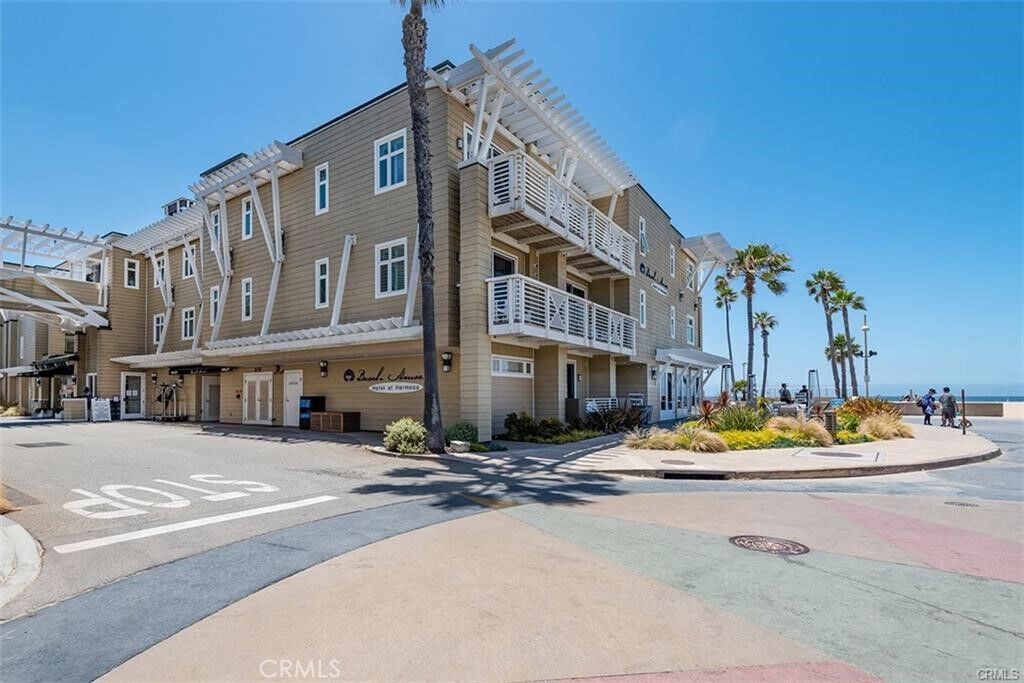 Property Photo:  1300 The Strand 333  CA 90254 