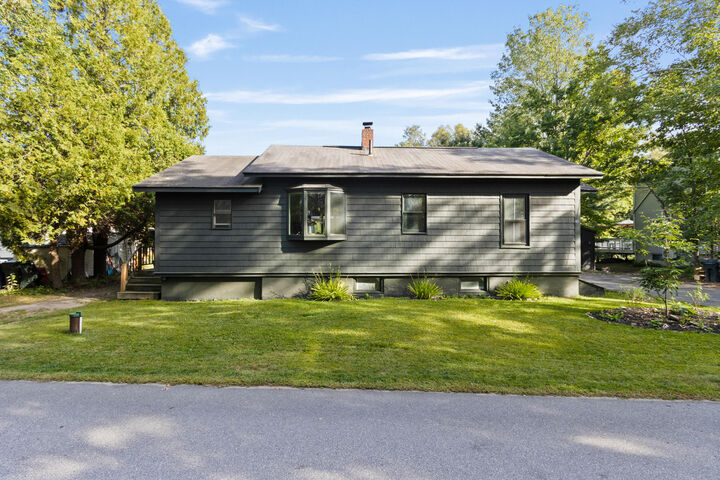 Property Photo:  60 Elizabeth Taylor Lane  ME 04106 