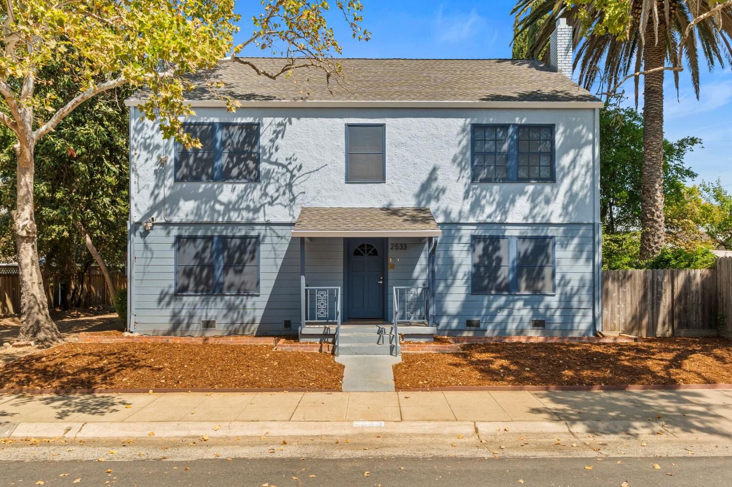 Property Photo:  2533 Castro Way  CA 95818 
