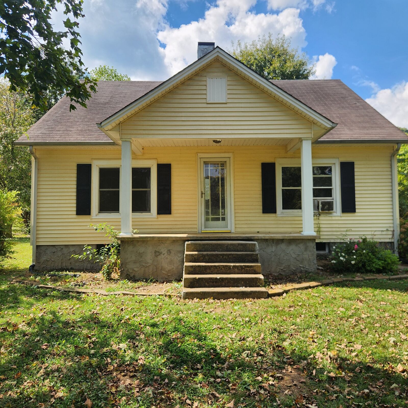 Property Photo:  4625 Dixon Creek Rd  TN 37057 