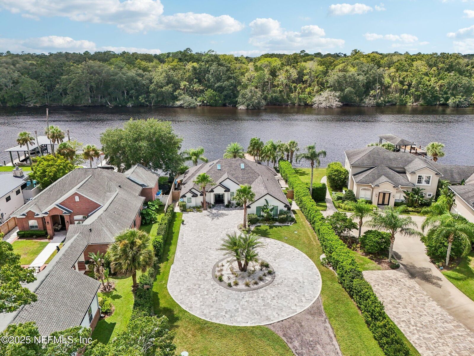 Property Photo:  205 S Roscoe Boulevard  FL 32082 