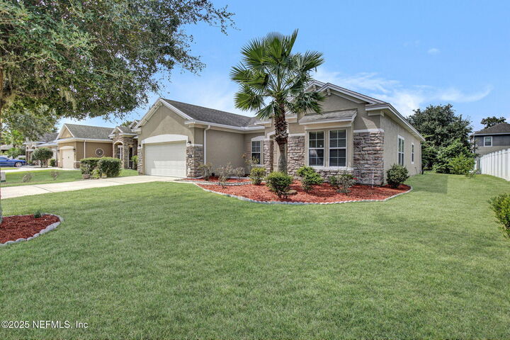 Property Photo: 10320 Oxford Lakes Drive FL 32257
