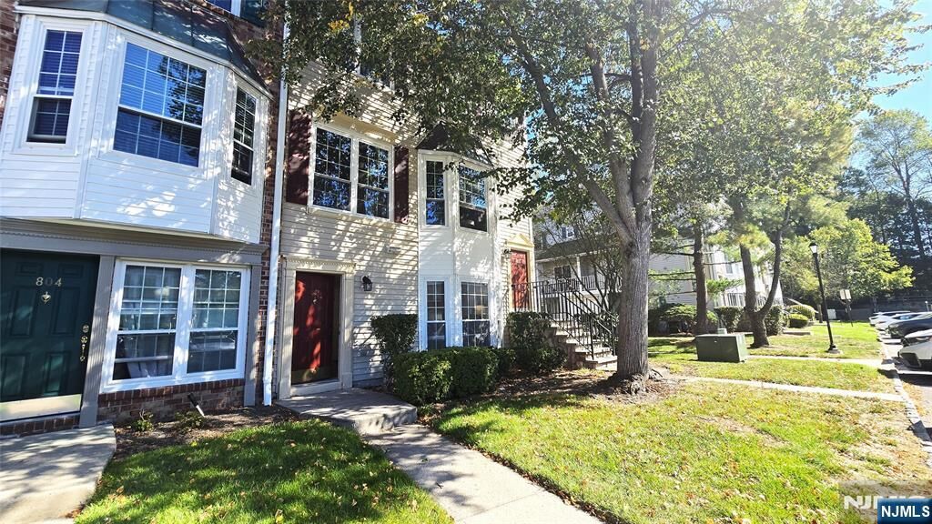 Property Photo:  803 Sassafras Court  NJ 07430 