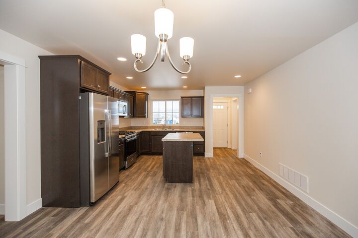 Property Photo: 318 Meadow View Loop MT 59635