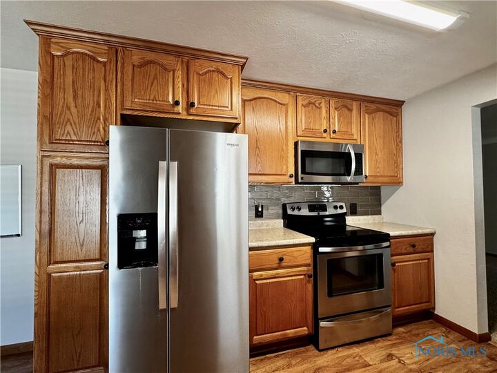 Property Photo: 615 S Portland Street OH 43506