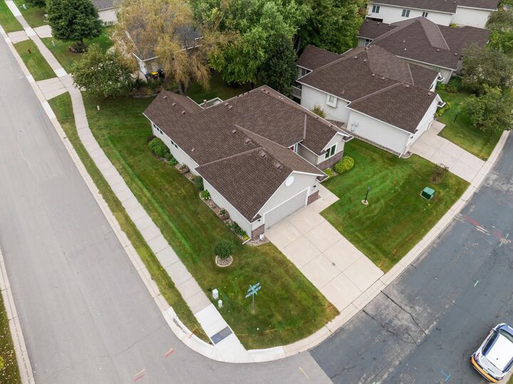 Property Photo: 2116 Park Pointe Drive MN 55057