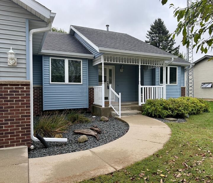 Property Photo:  12 Pine Avenue SE  MN 55967 