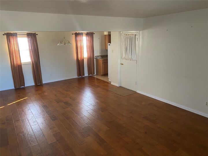 Property Photo: 1806 Cunningham Street TX 75062