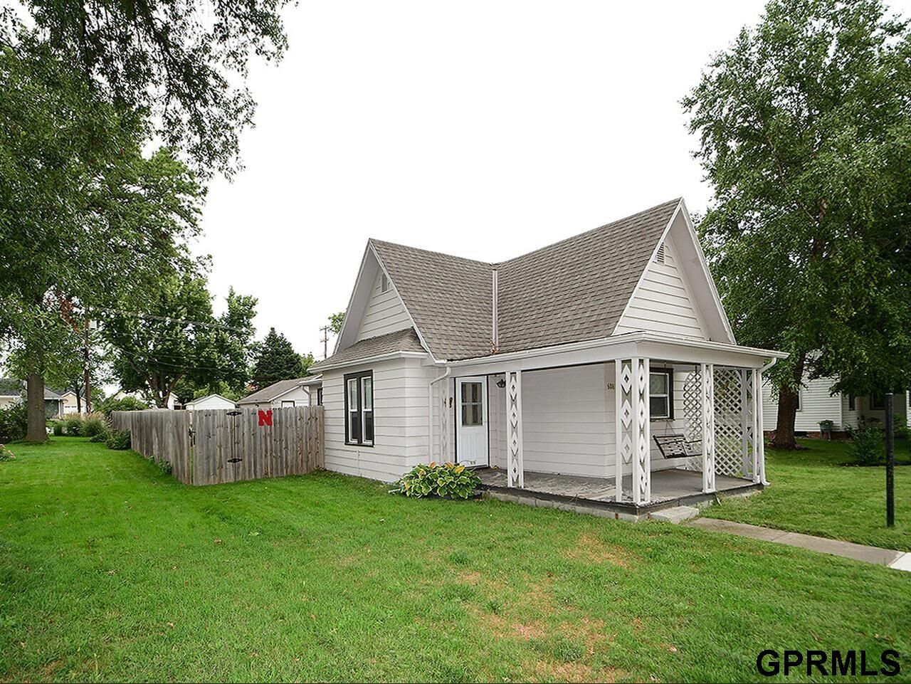 Property Photo:  608 5 Street  NE 68405 