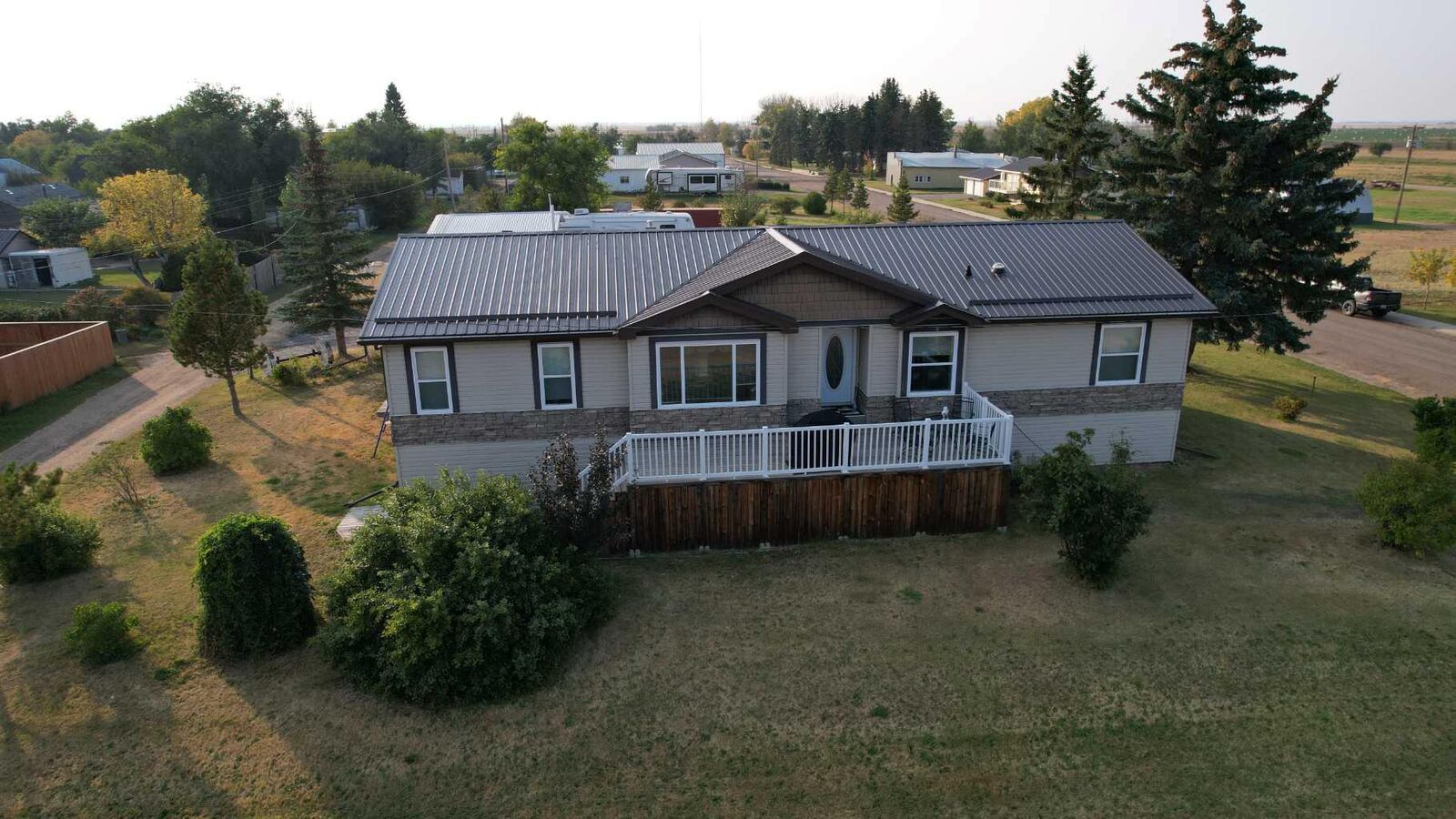 Property Photo: 219 1 Avenue E AB T0J 3P0