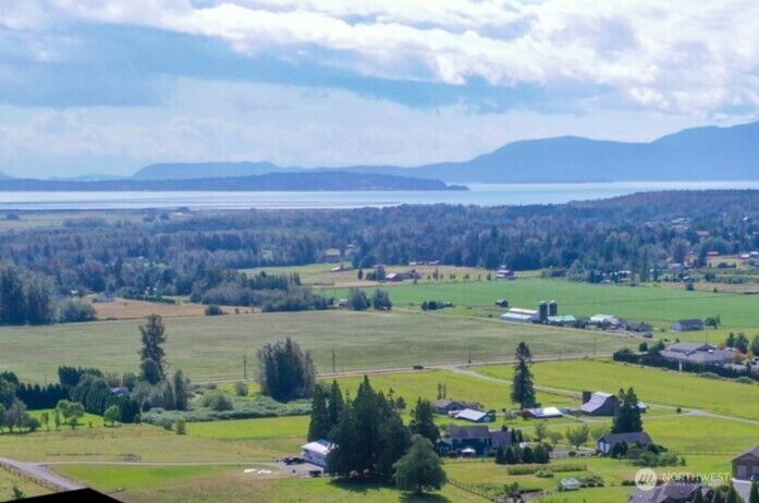 Property Photo:  5856 W 26th Crest  WA 98248 