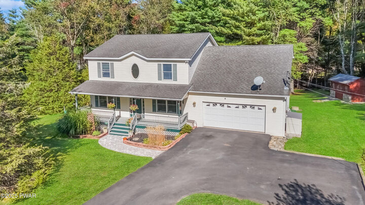 Property Photo:  104 Meadow Court  PA 18337