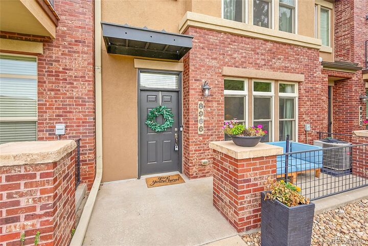 Property Photo:  8966 E Otero Place  CO 80112 