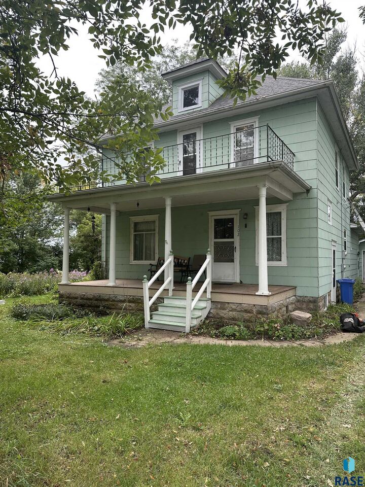 102 S Buckingham St  Hardwick MN 56134 photo