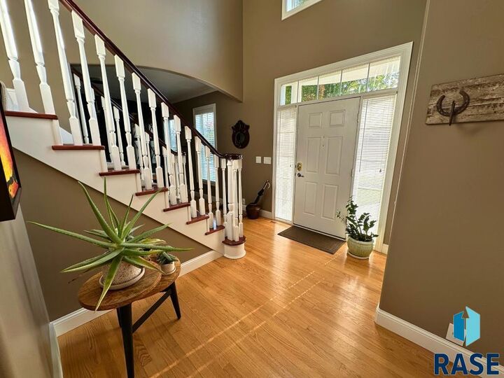 Property Photo:  1105 S Quartzite Cir  SD 57110 