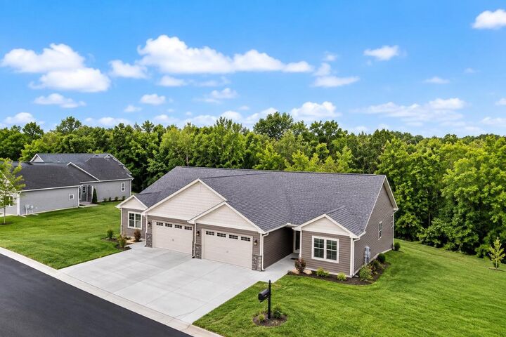 Property Photo: 730 Kensington Drive WI 54971