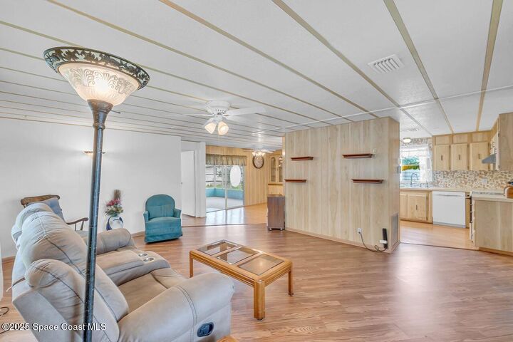 Property Photo: 564 Jennifer Circle FL 32904