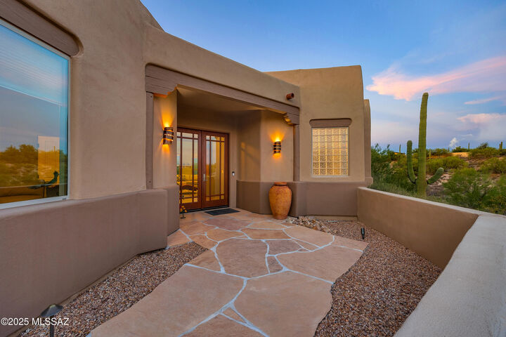 Property Photo:  4239 N Placita De Sandra  AZ 85718 