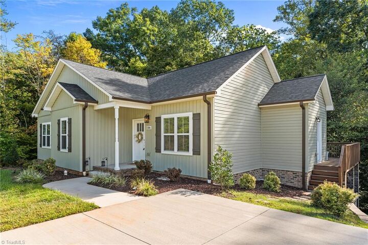 Property Photo:  1206 Deerfield Drive  NC 27320 