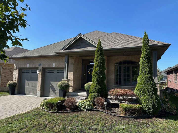 696 Bennett Crescent  Strathroy-Caradoc ON N0L 1W0 photo