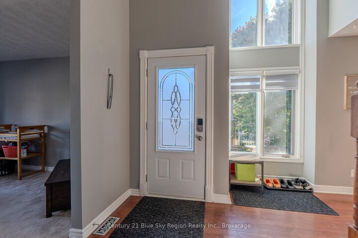 Property Photo:  166 Cloverbrae Crescent  ON P1A 4J3 