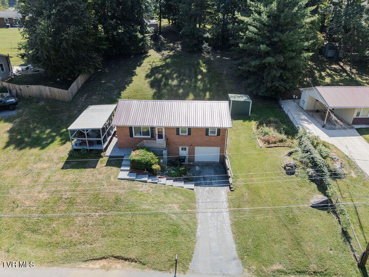 Property Photo: 324 Kings Road TN 37686