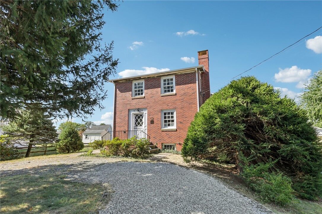 Property Photo:  332 Richmond St  PA 15650 
