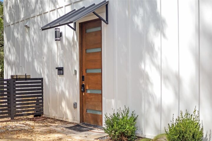 Property Photo: 1111 W Annie Street B TX 78704