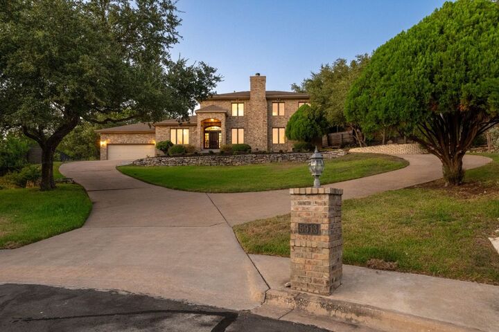 5913 Doone Valley Court  Austin TX 78731 photo
