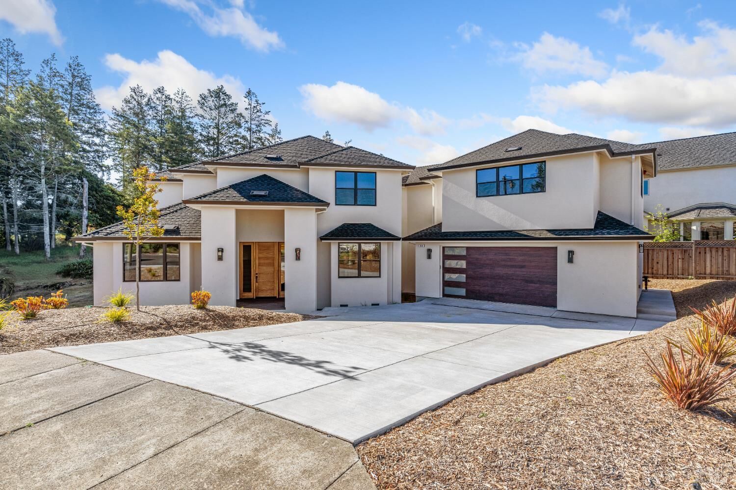 Property Photo:  2012 Eagle Court  CA 95403 