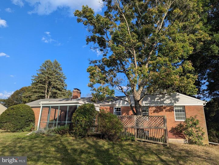 Property Photo: 1209 Mayberry Lane PA 16801