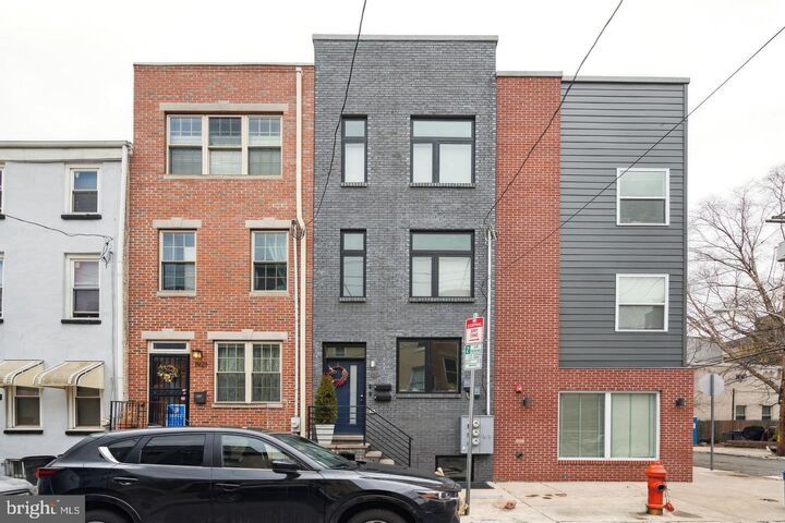 1919 Brown Street 2  Philadelphia PA 19130 photo