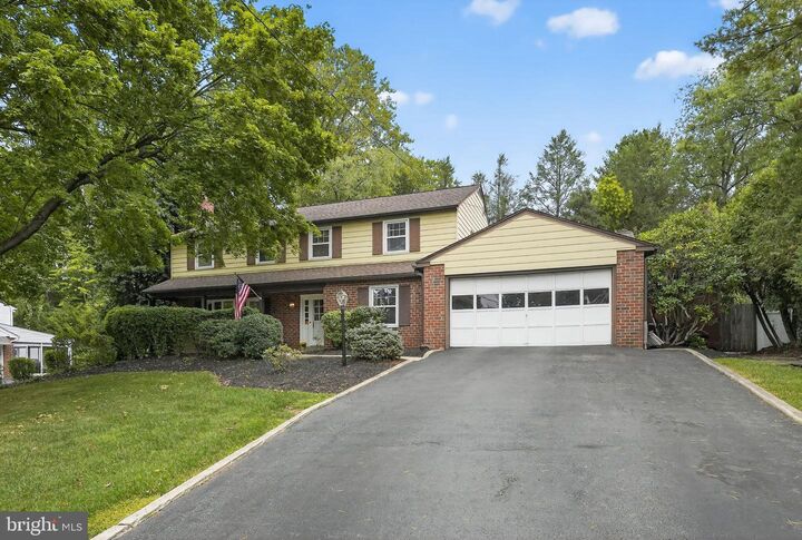 2003 Richard Drive  Broomall PA 19008 photo