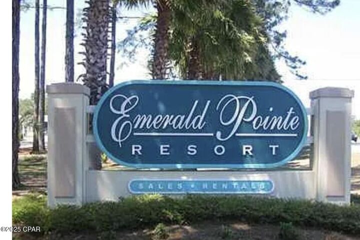 Property Photo: 1219 Thomas Drive 8 FL 32408
