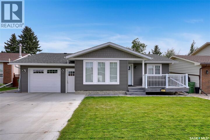 Property Photo:  41 Edelweiss Crescent  SK S6J 1E4 